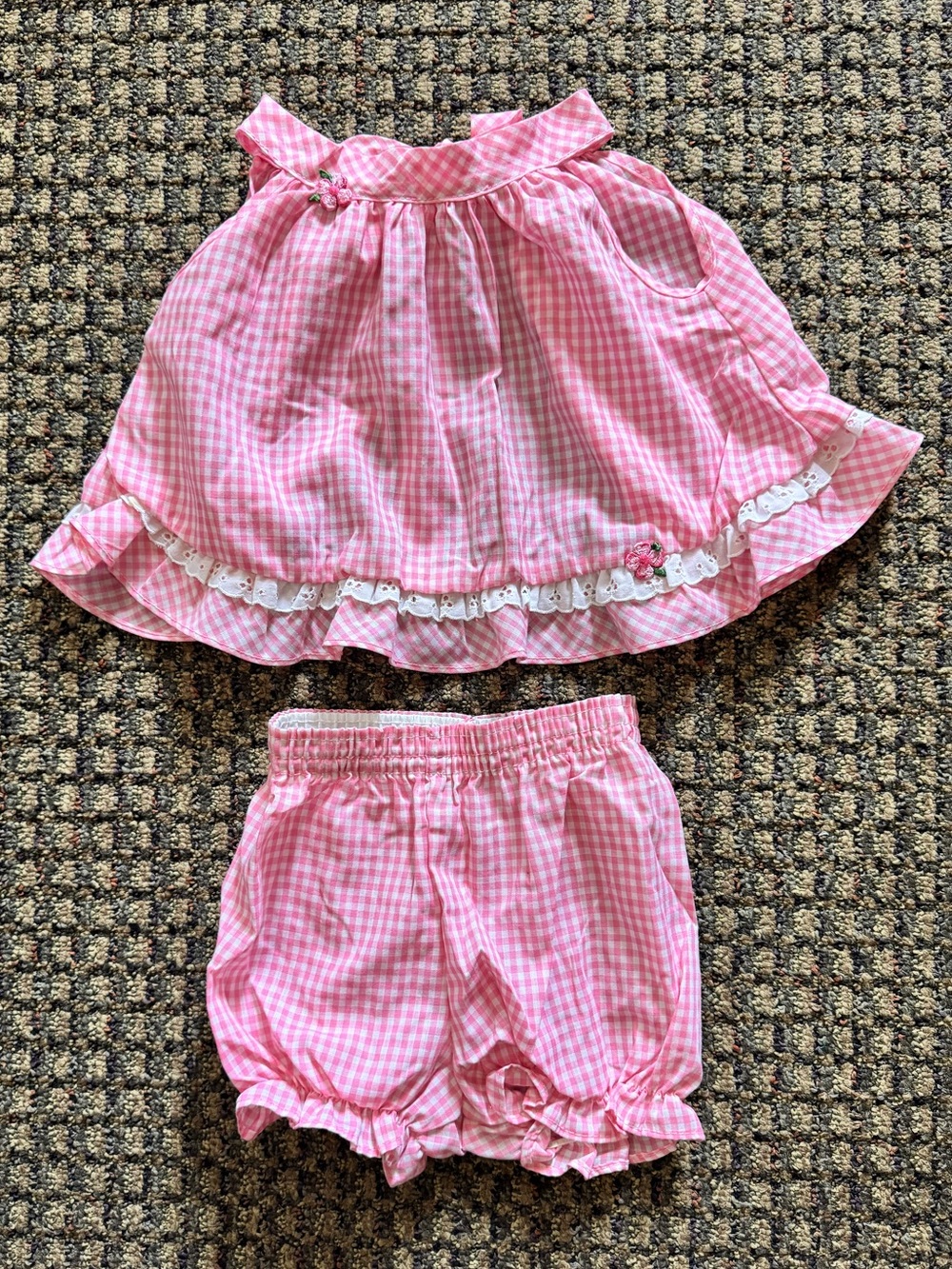 Vintage Wonderalls 2 Piece Pink Gingham Set with Floral Embrodery Size 12 Months